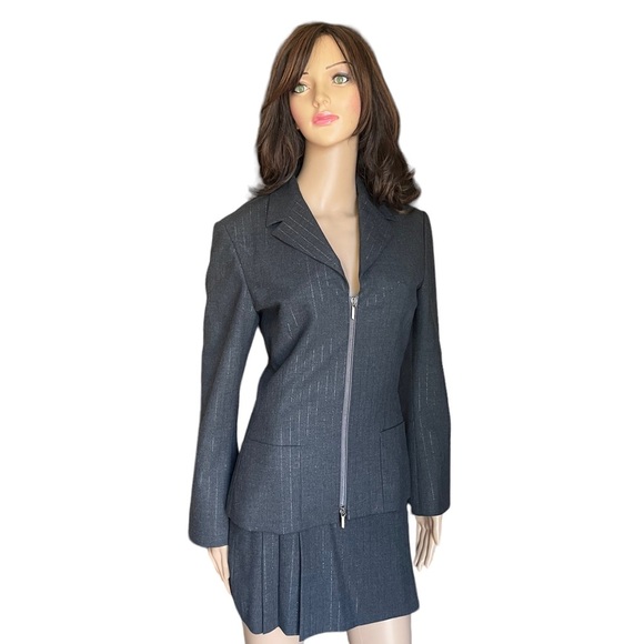 Authentic Versace Jeans Couture 2-Piece Blazer Skirt set size 28/42 - Picture 2 of 16